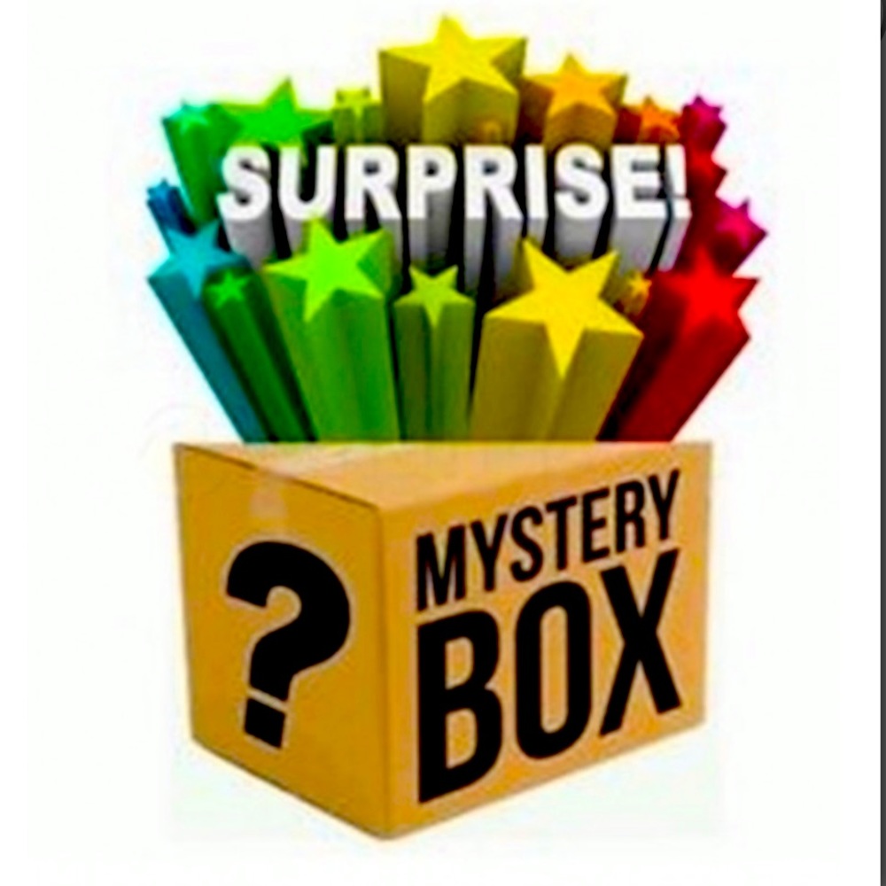 🤩8 items lucky mystery box🎁